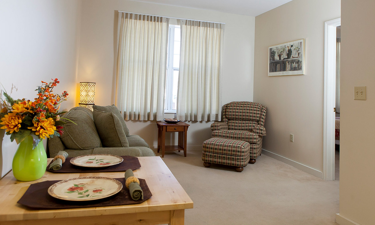 Personal Care Suite Sitting Area Photo